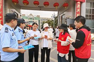 范弗里特：打客场需要付出额外的努力 我们这两场做的还不够